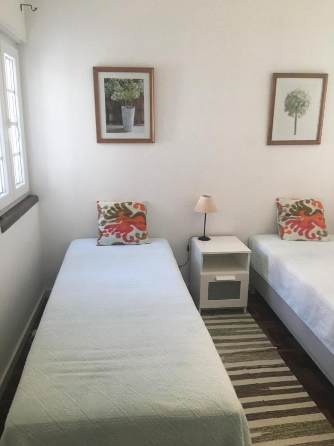 3 Bedroom Town House - Historic Centre Of Cascais. 100 Mts From The Beach And Centre Of カスカイス エクステリア 写真